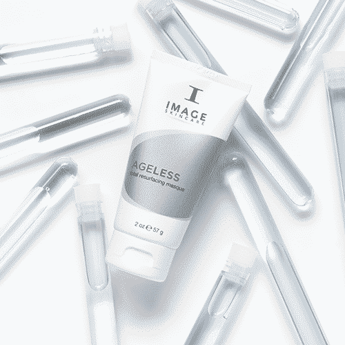 Lifestyle ShotsAgeless total resurfacing masque